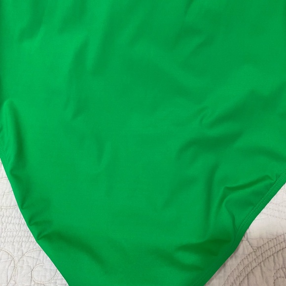 💚Alex Marie Swimsuit.  New without tags. Never worn. - Picture 7 of 8